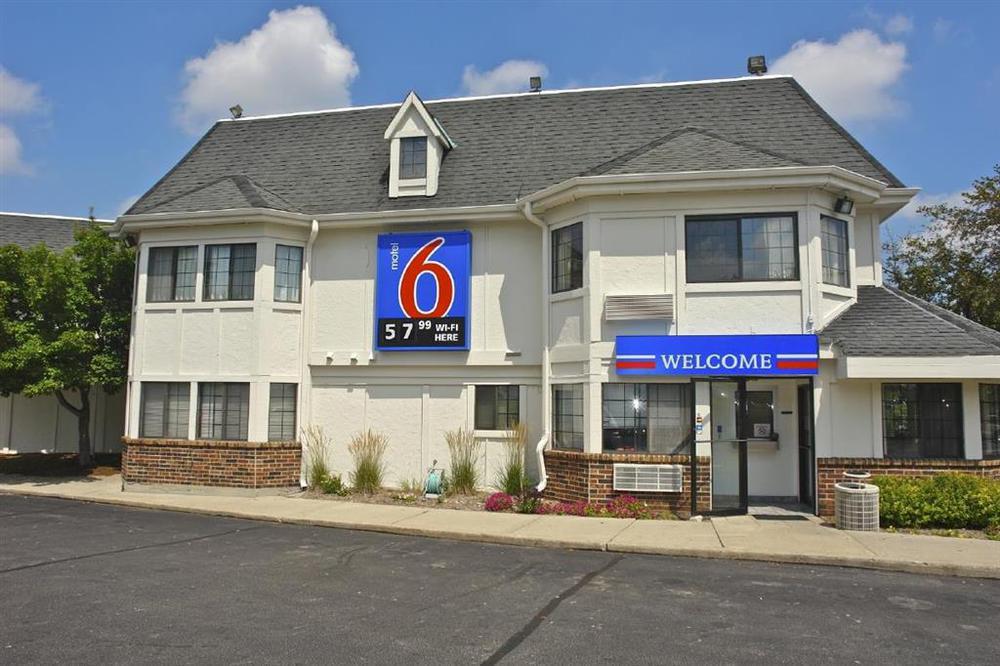 Motel 6 Milwaukee West - Брукфилд Удобства фото